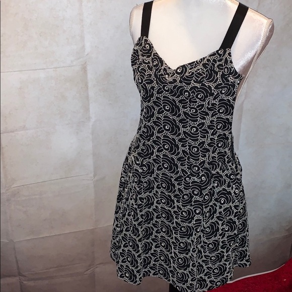 Nanette Lepore Dresses & Skirts - Flirty & Fun Dress-Floral Print w/LaceUp Back